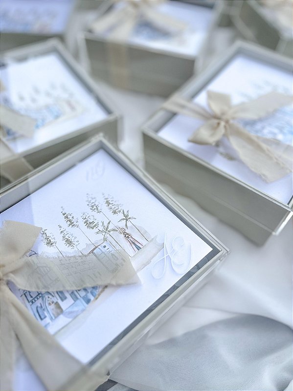 Caixa M&G Tampa em Acrílico