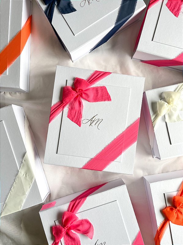 Caixa A&M Casal Aba Magnética