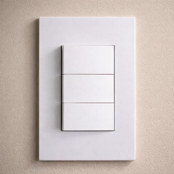 CJ INTERRUPTOR TRIPLO PARALELO 4X2 - RECTA BRANCO SATIN FOSCO