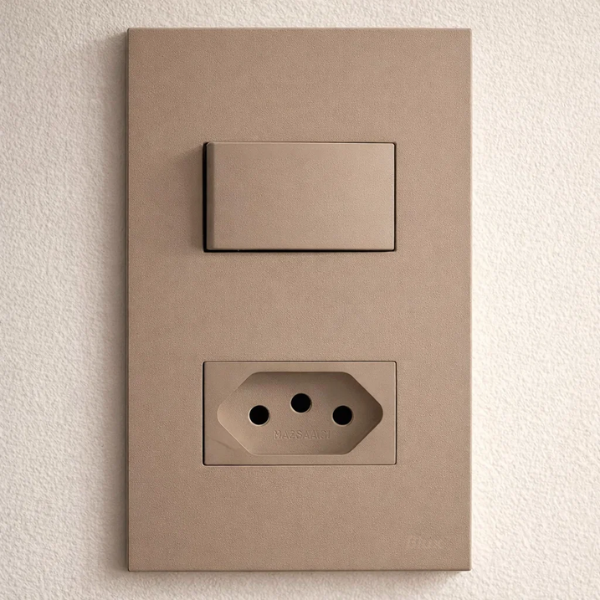 CJ INTERRUPTOR PARALELO + TOMADA 20A 4X2 - RECTA FENDI SATIN FOSCO
