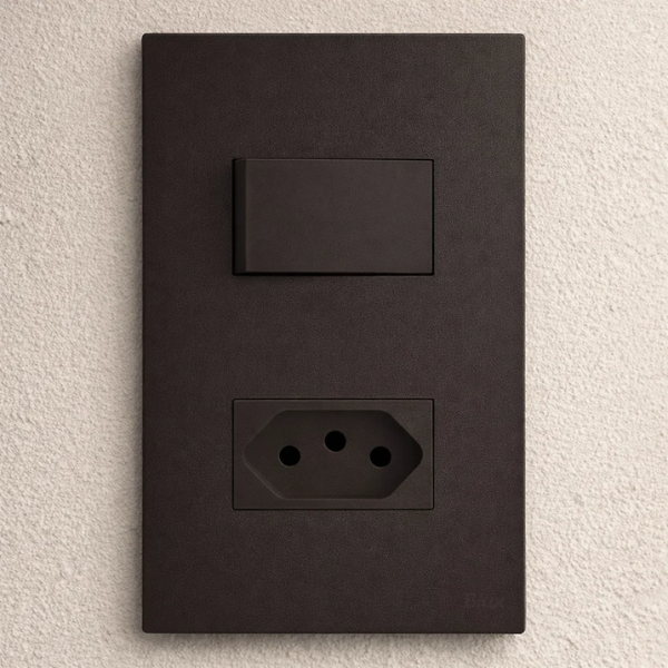 CJ INTERRUPTOR SIMPLES + TOMADA 20A 4X2 RECTA CHOCOLATE SATIN FOSCO