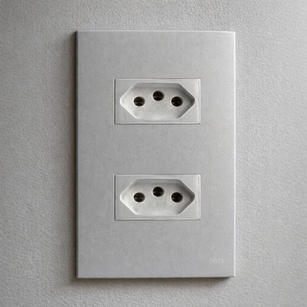 CJ TOMADA DUPLA 10A 4X2 - RECTA PRATA SATIN FOSCO
