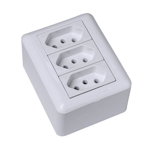 CJ TOMADA TRIPLA 20A SOBREPOR - BLUX OVERLAP BRANCO