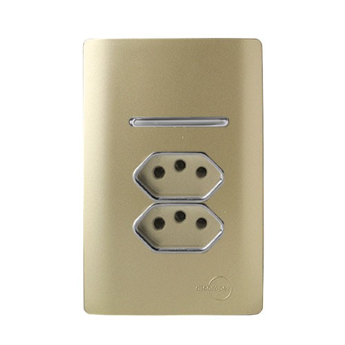 CJ INTERRUPTOR SIMPLES + TOMADA DUPLA 20A 4X2- NOVARA DOURADO CROMADO