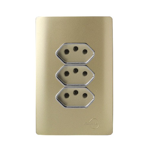 CJ TOMADA TRIPLA 10A  4X2 - NOVARA DOURADO CROMADO