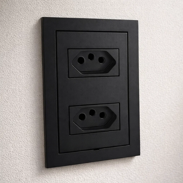 CJ TOMADA DUPLA 10A 4X2 - DICOMPEL EKRON PRETO