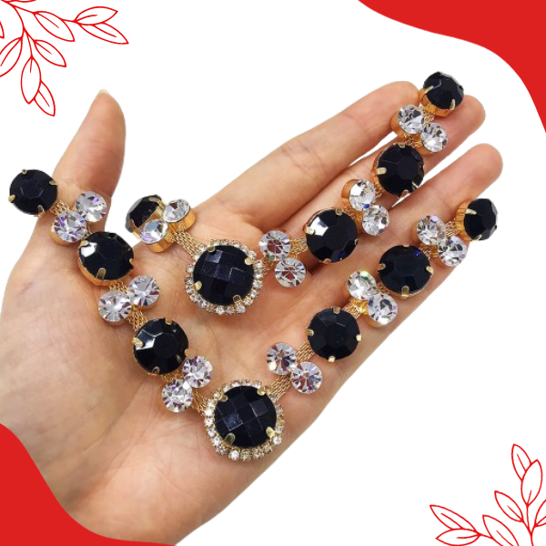 Cabedal Banhado Redondo com Strass