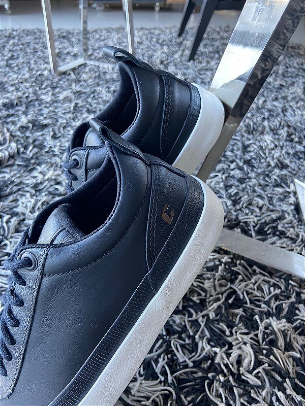 TÊNIS COSMOS PRETO/OFF WHITE COLCCI