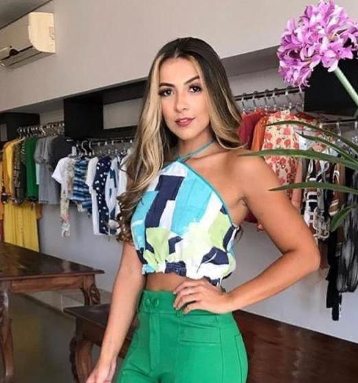 BLUSA DE ALCA CROPPED COM LASTEX