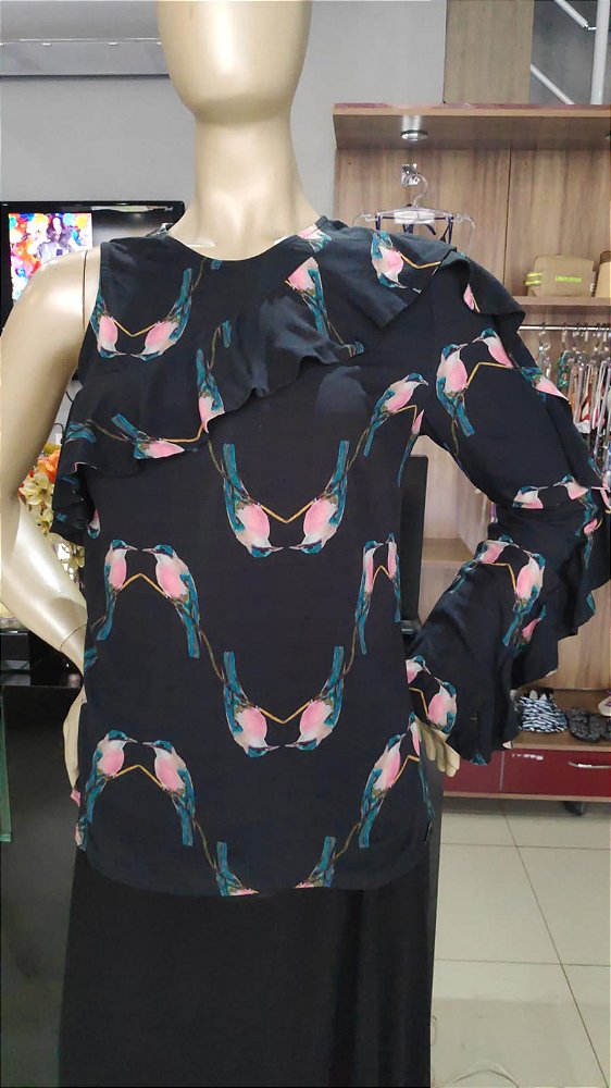 BLUSA ASSIMETRICA ESTAMPADA  THE KISS COLCCI