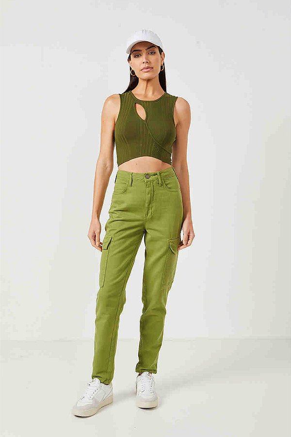 TOP CANELADO VERDE COLCCI