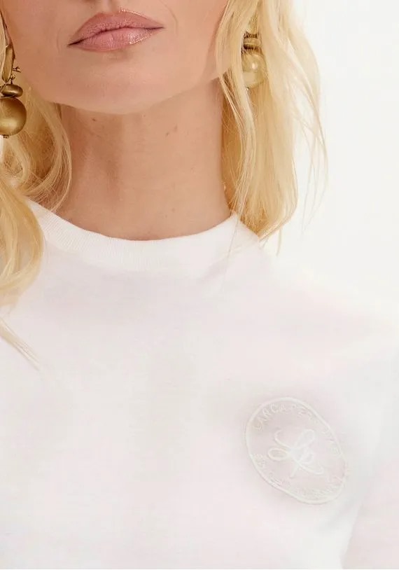 T-SHIRT MANGA CURTA COM BORDADO OFF LP