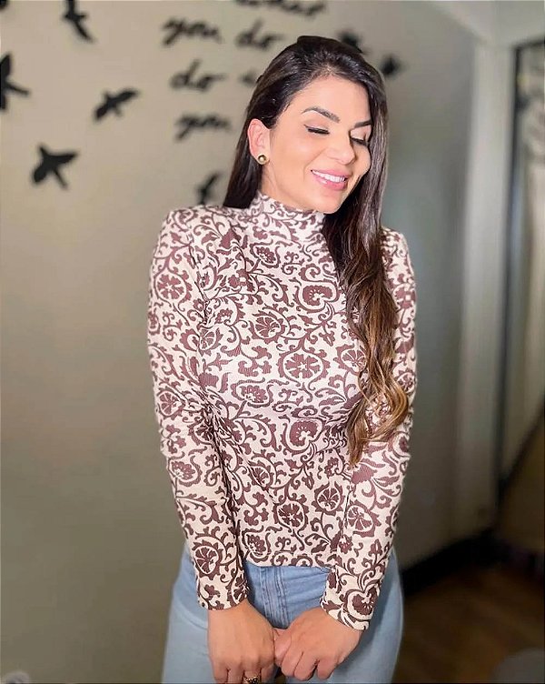 BLUSA GOLA ALTA ESTAMPADA LANÇA PERFUME