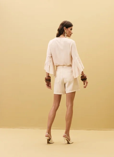 BLUSA FEMININA COM DETALHES - DE VISCOSE DIMY