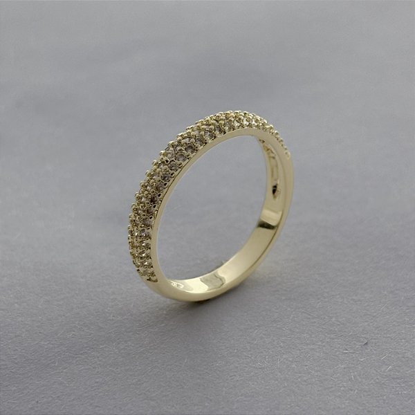 Anel Aparador de Aliança Cravejado com Zircônias - Banhado em Ouro 18k