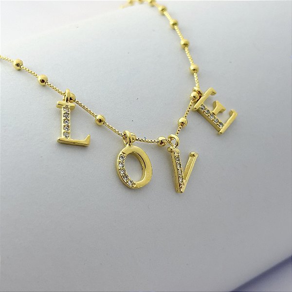 Pulseira de Bolinhas com Pingente escrito LOVE - Banhado em Ouro 18k