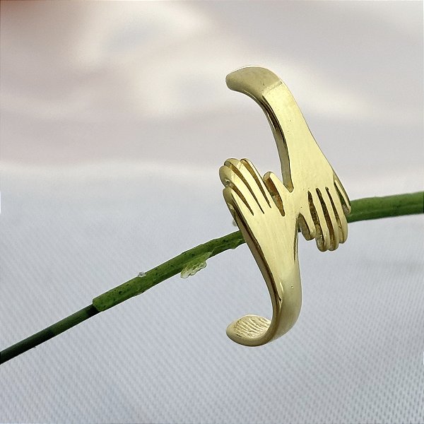 Brinco Meu Abraço - Banhado em Ouro 18k