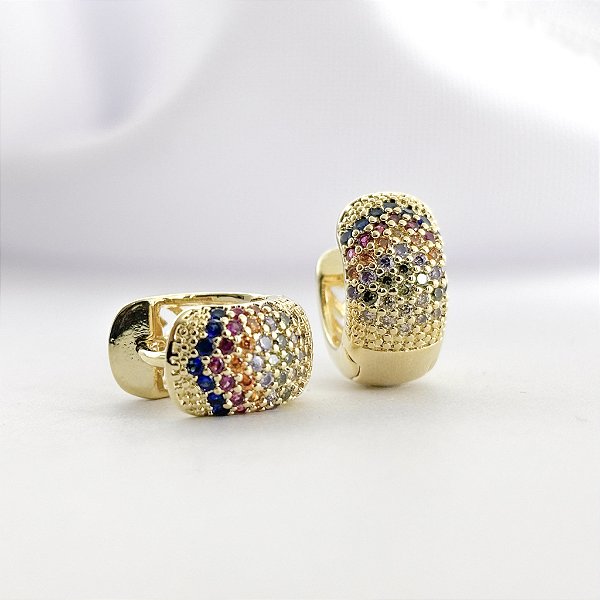 Brinco Argola Redondo Cravejado com Zircônias – Banhado em Ouro 18K