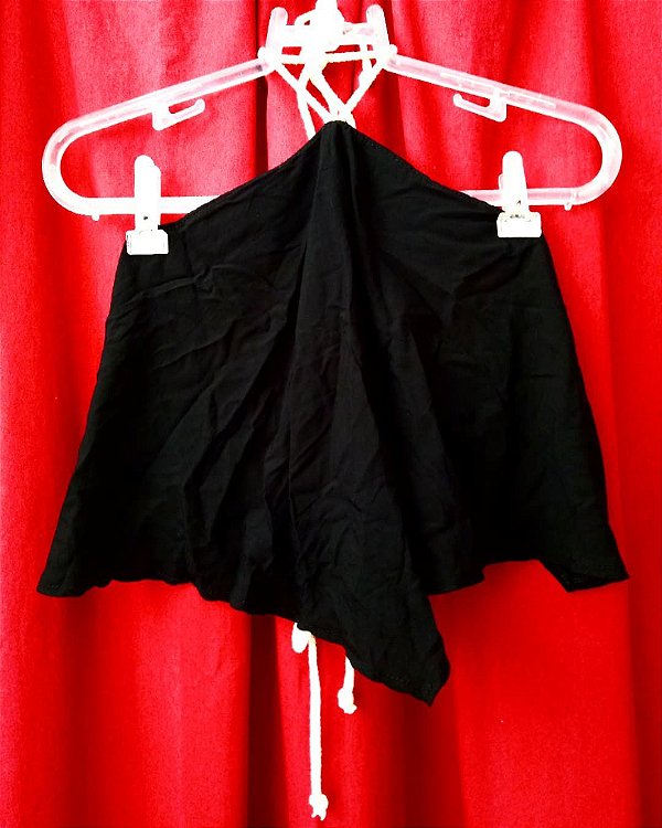 Cropped aberto nas costas