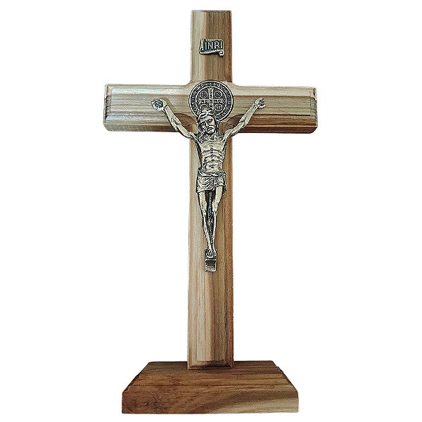 Cruz de Mesa e Parede em Madeira com Medalha de São Bento - 28 cm - A Peça - Cód.: 8706