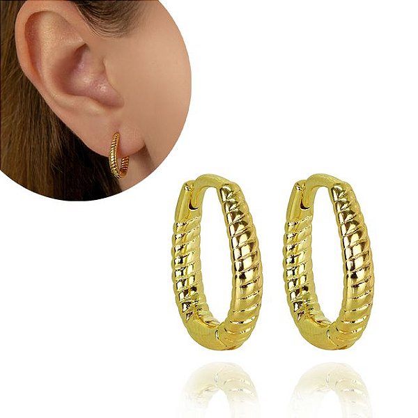 Argola Oval Folheado em Ouro 18K - SEMIJOIA