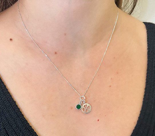 Colar Patuá Trevo com Zircônia Verde