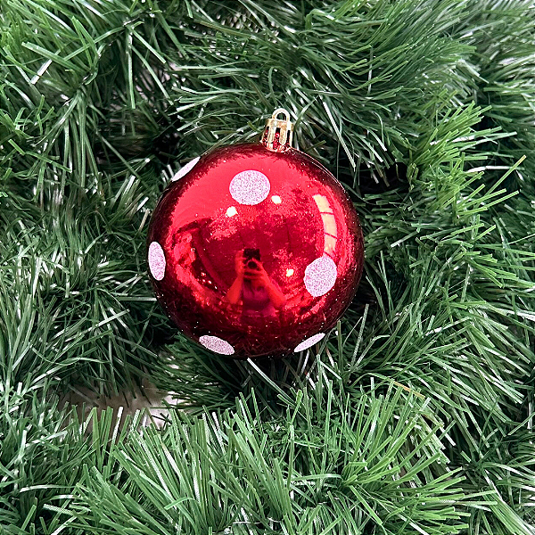 BOLA DECORADA NATAL VERMELHO BRANCO 8CM