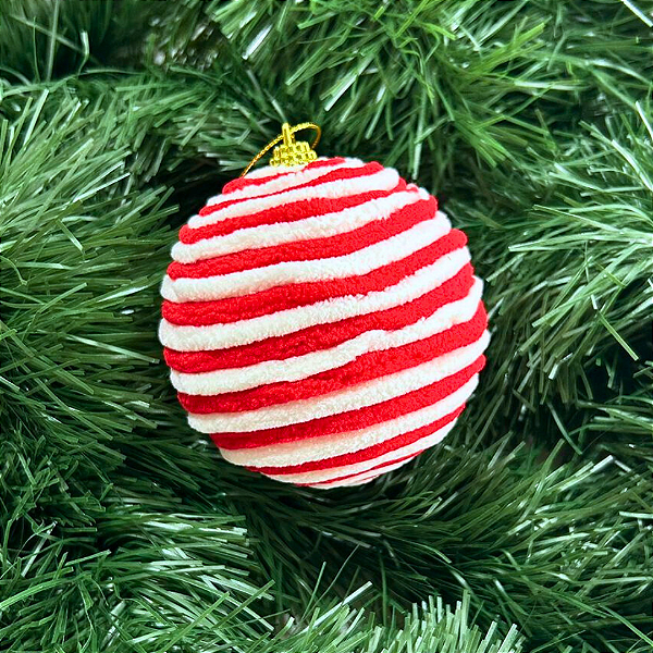BOLAS NATAL LISTRAS VERMELHO COM BRANCO 8CM