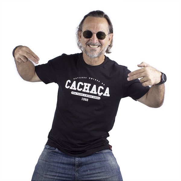 Camiseta Cachaça 30 anos - Preta.