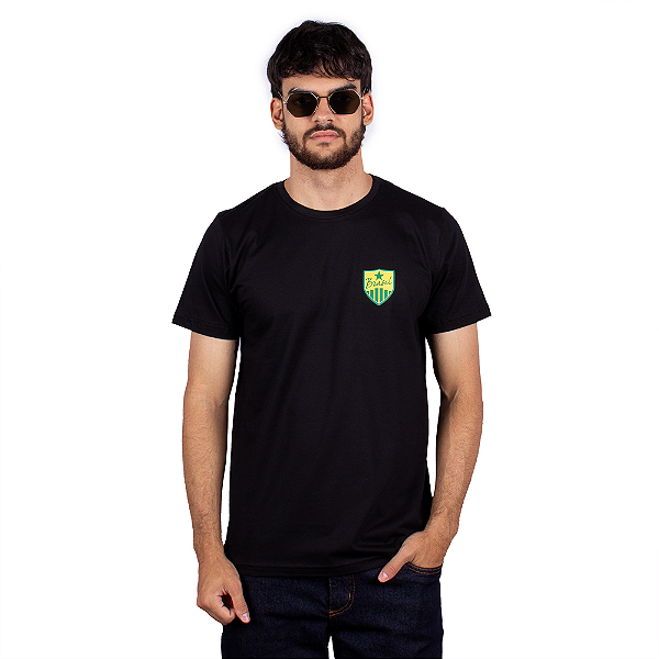 Camiseta Brasil Escudo - Preta.