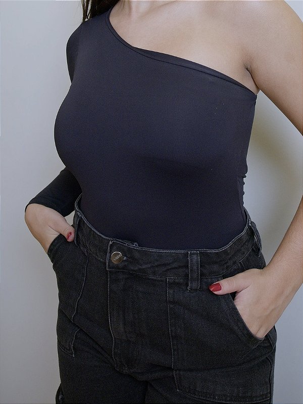 body lavínia preto