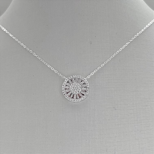 Colar Círculo Cravejado com Zircônia – Prata 925