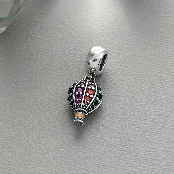 Berloque Balão de Ar Quente com Zircônias Coloridas – Prata 925