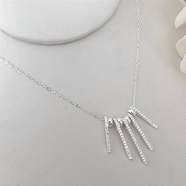 Colar com 5 Garras Cravejadas com Zircônia – Prata 925
