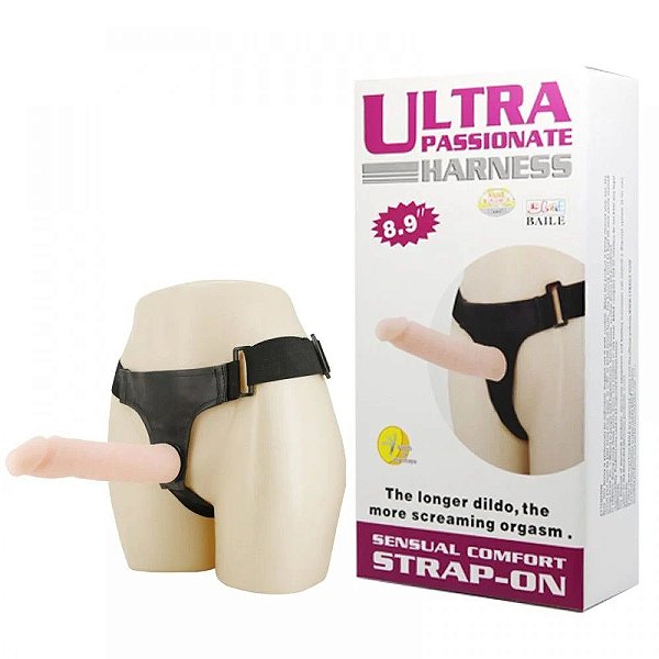 Ultra Passionate Harness Cinta Strap On Elastano Penis Articulavel em CyberSkin 23 x 4,5 cm