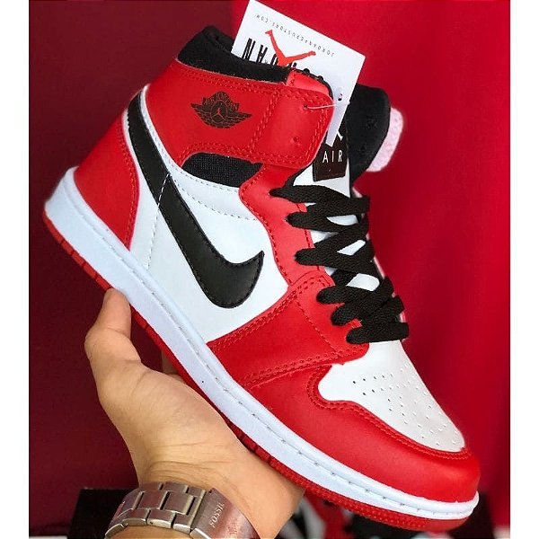 tênis air jordan vermelho