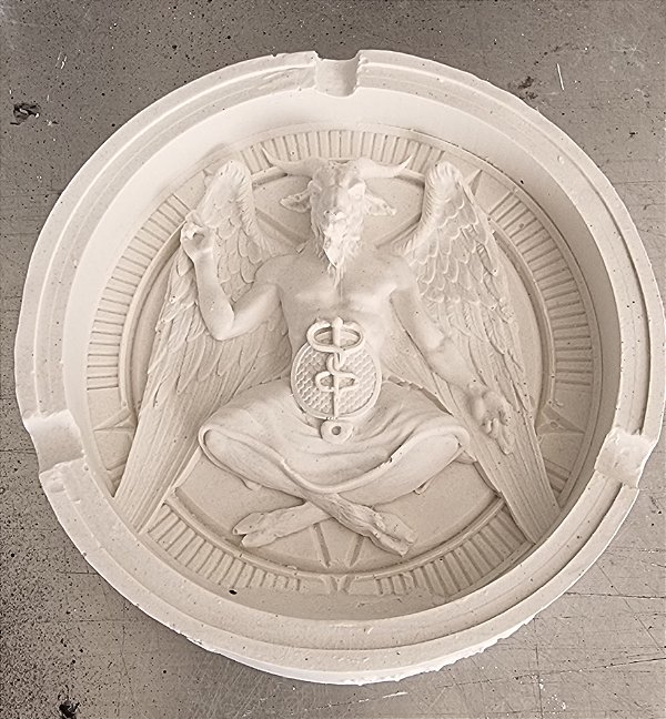 Cinzeiro Baphomet Gesso Cru