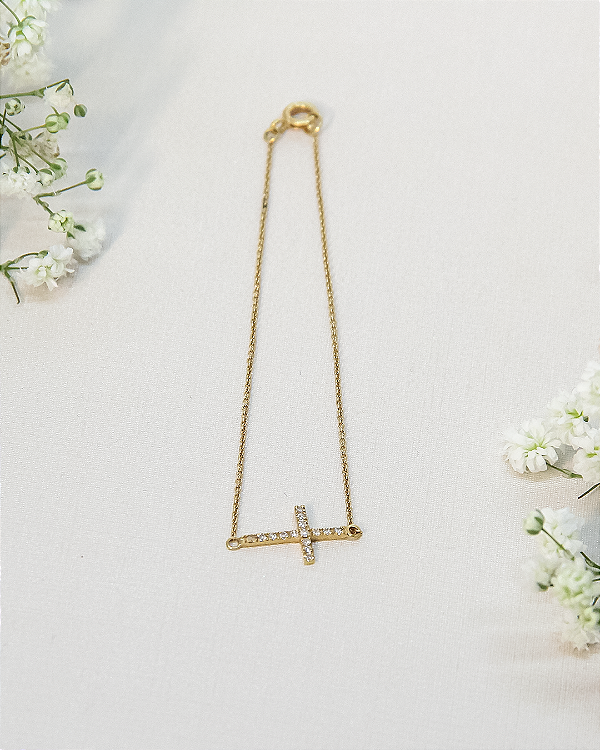 Pulseira de Ouro 18K com Cruz Cravejada