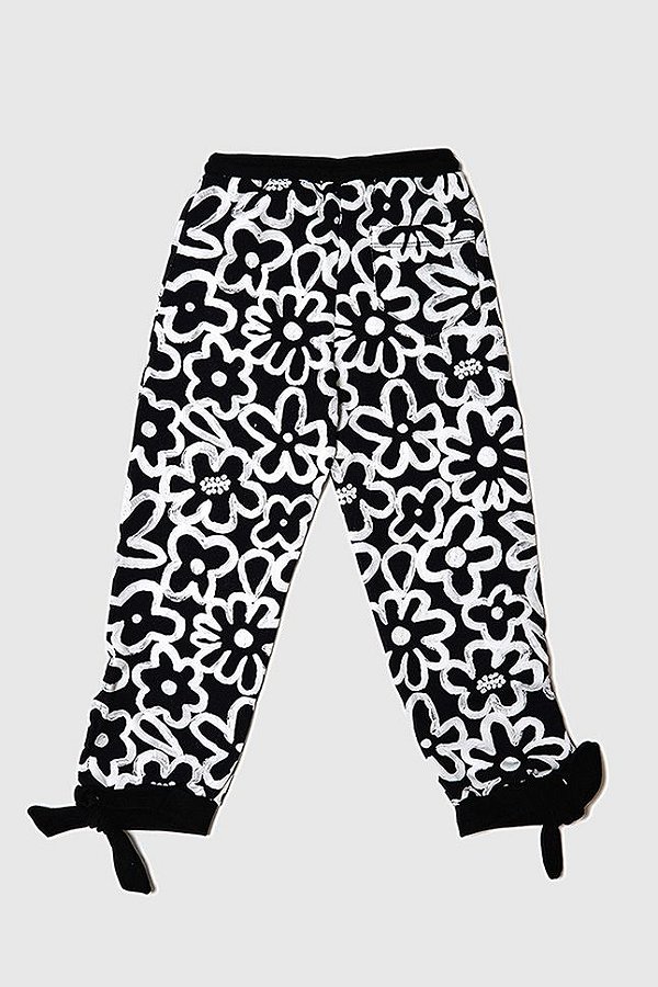 Calça Moletom Blume Preto A Fábula