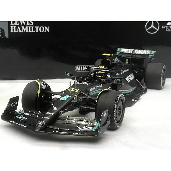 Miniatura Formula 1 Mercedes W14 F1 - Hamilton Limitada 1/18