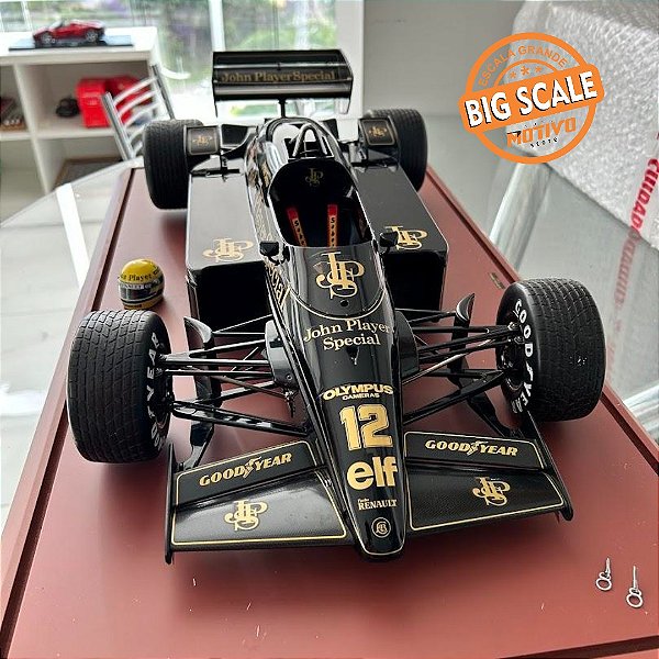 Miniatura Formula 1 Ayrton Senna Lotus 97T 1985 - 1/8 (NÃO ACOMPANHA BASE DE MADEIRA)