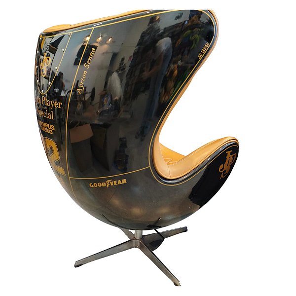 Cadeira EGG / Poltrona F1 - LOTUS JPS 1985 - Preta Semi Novo