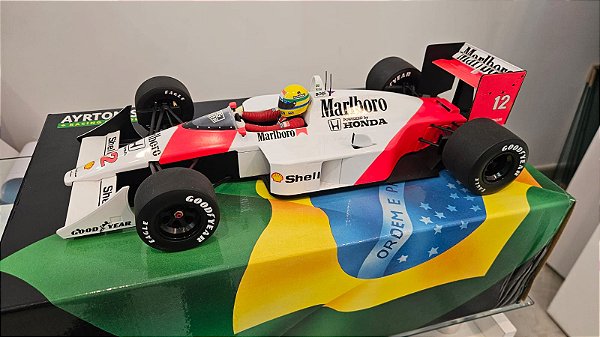 Miniatura Formula 1 Ayrton Senna - F1 McLaren MP4/4 1988 1/12