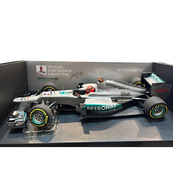 Miniatura Mercedes AMG Petronas Team W03 M. Schumacher 2012