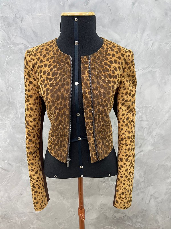 Casaqueto BCBG MAXAZRIA Estampa onça