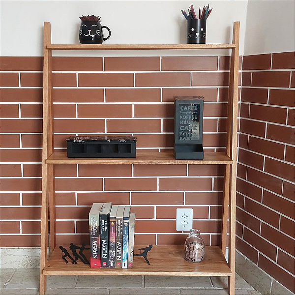 Estante Escada para Vasos e Livros em Cedrinho