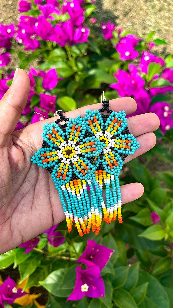 Brinco Flores de Miçangas