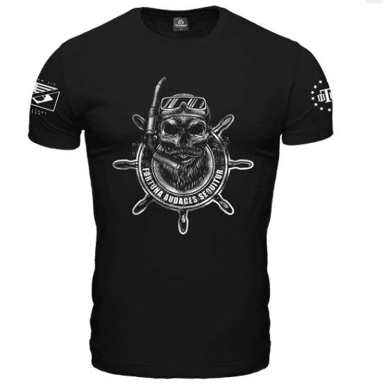 Camiseta Masculina FORTUNA AUDACES SEQUITUR Secret Box Team Six Brasil