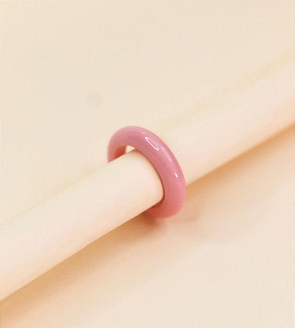 Anel ANA chunky de acetato rosa claro tubo