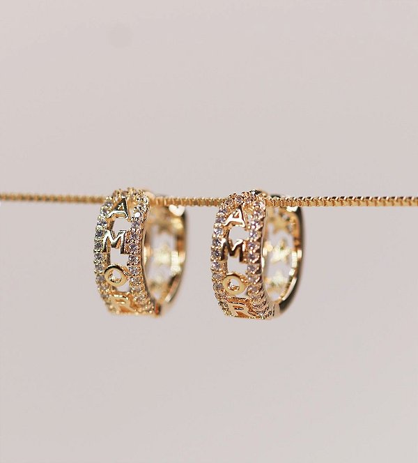 Argola CAROL semijoia amor com zirconia cravejadas ( banhada em ouro )